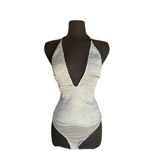 Free People  intimately V neck Open Back BodSuit Sz  small